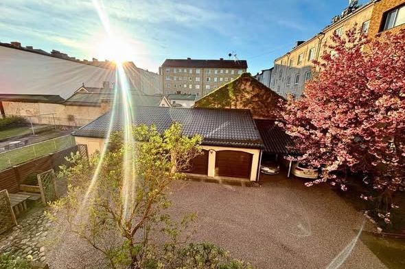 Renoverad 3:a på 98 kvm – förstahand