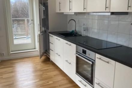Stora Vägen 30, Fristad