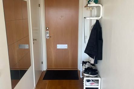 Möblerad lägenhet med balkong uthyres